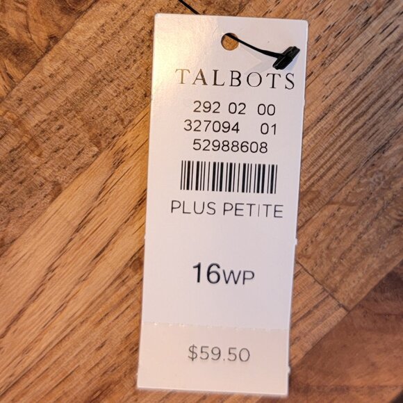 Talbots Perfect Short 7.5" in Aqua Blue - Picture 3 of 9